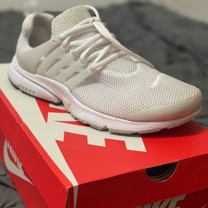Triple White Nike Air Presto